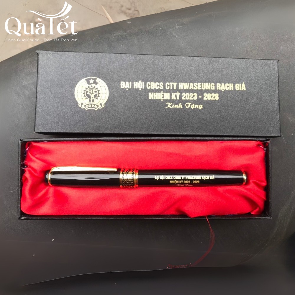 Bút ký khắc logo quà tặng