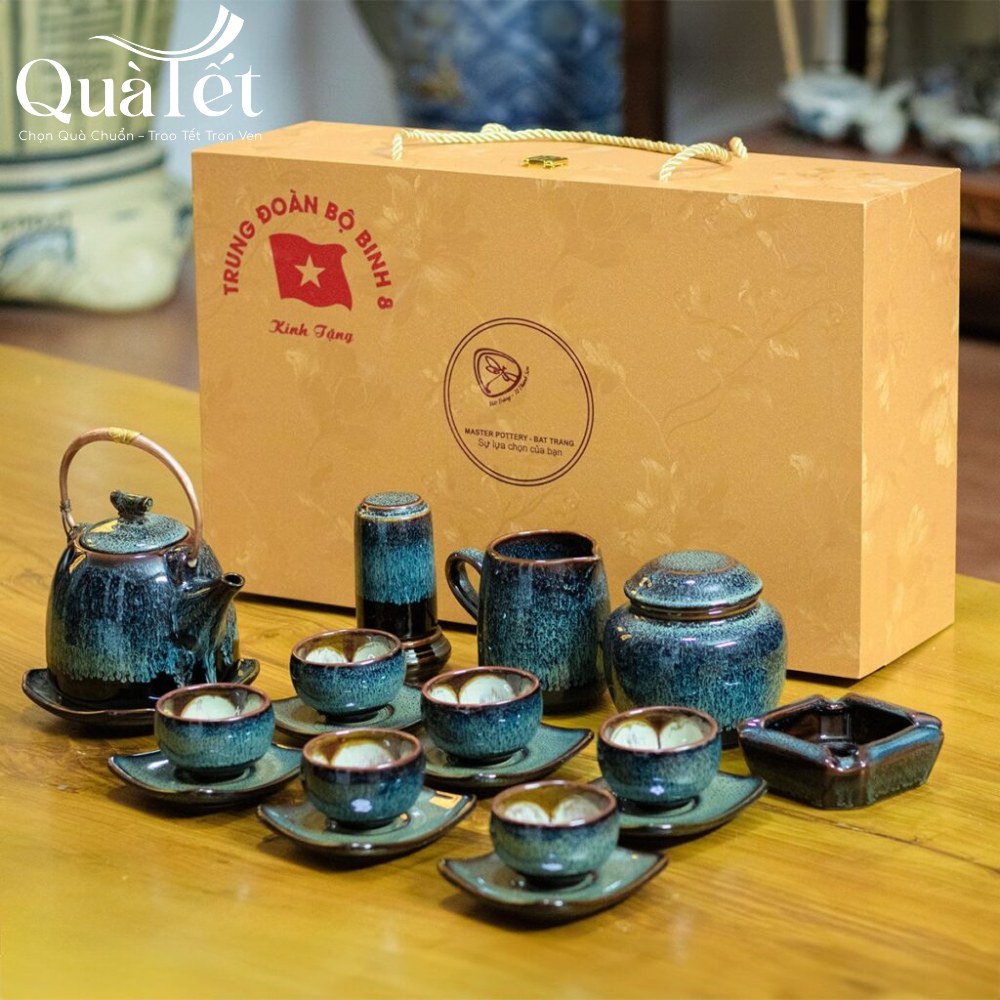 Bộ ấm chén Bát Tràng