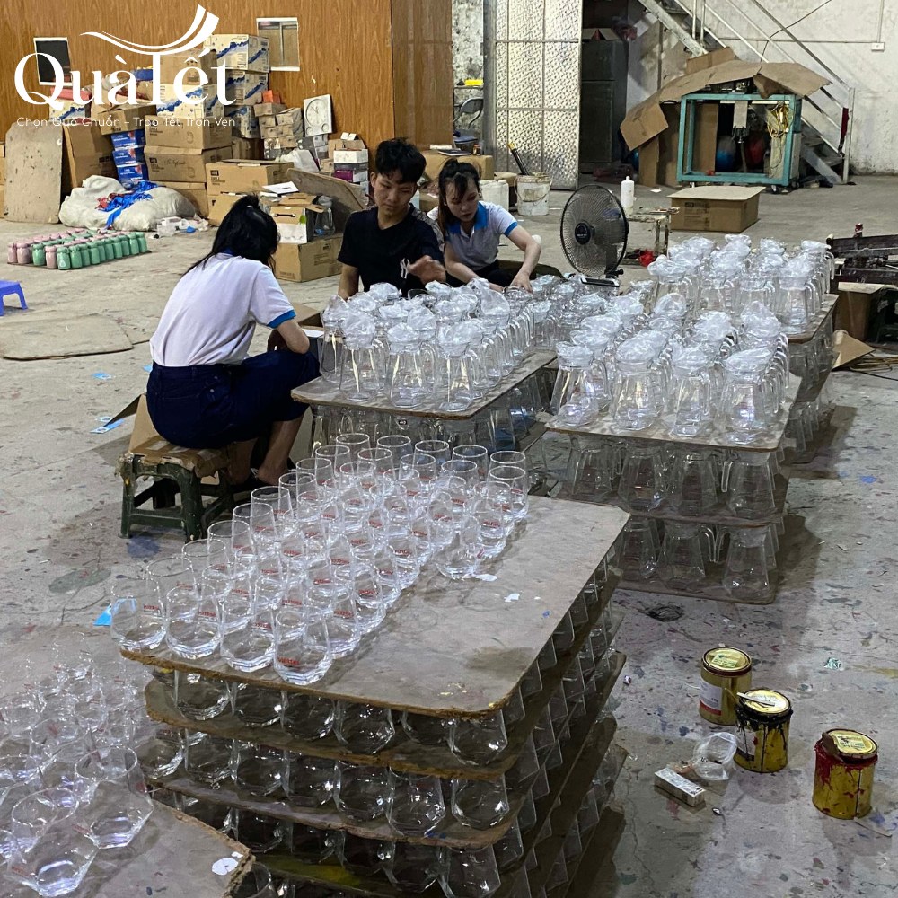 Xưởng sản xuất quà tặng in logo