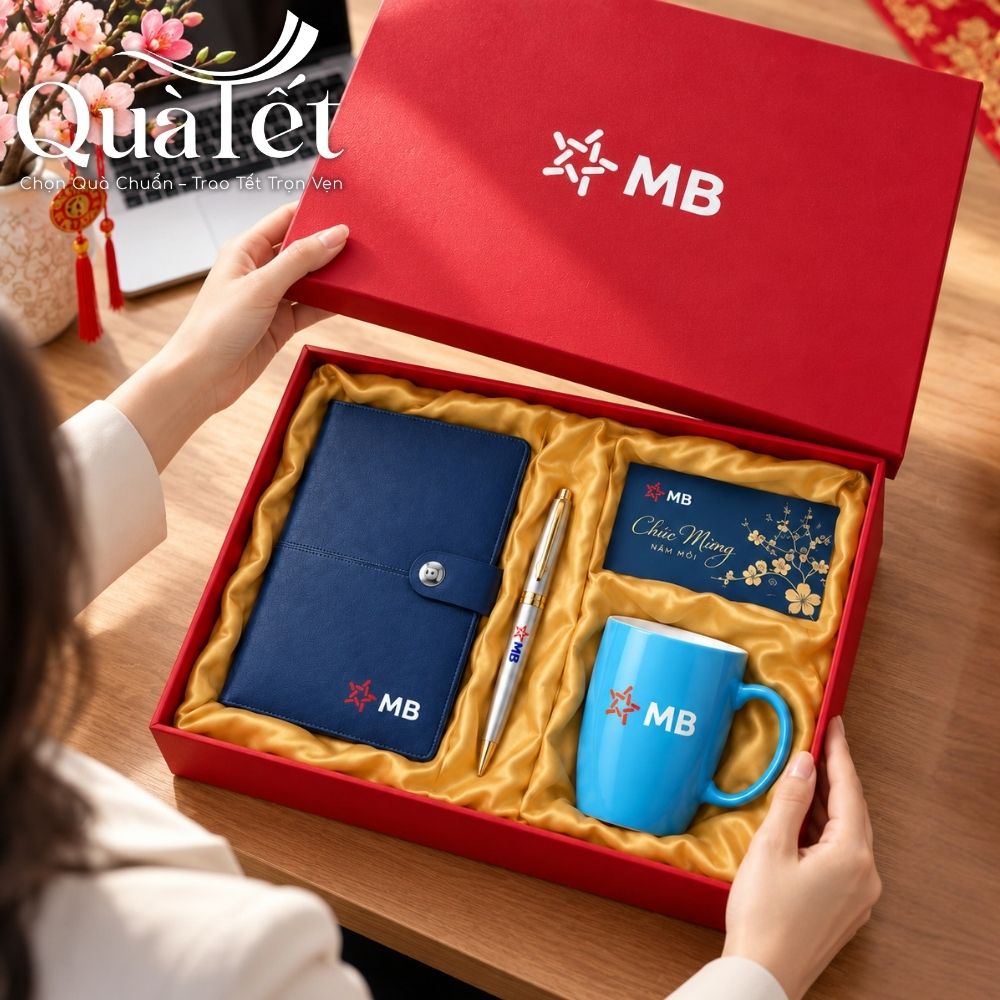 Bộ giftset quà Tết doanh nghiệp in logo sổ da, bút ký và cốc sứ QT-GS07 - Ảnh 7
