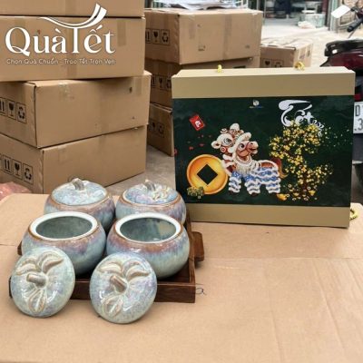 Alternative view of Bộ 4 hũ mứt sứ Tết quà tặng dáng quả bí men hỏa biến xanh tím QT-KM07