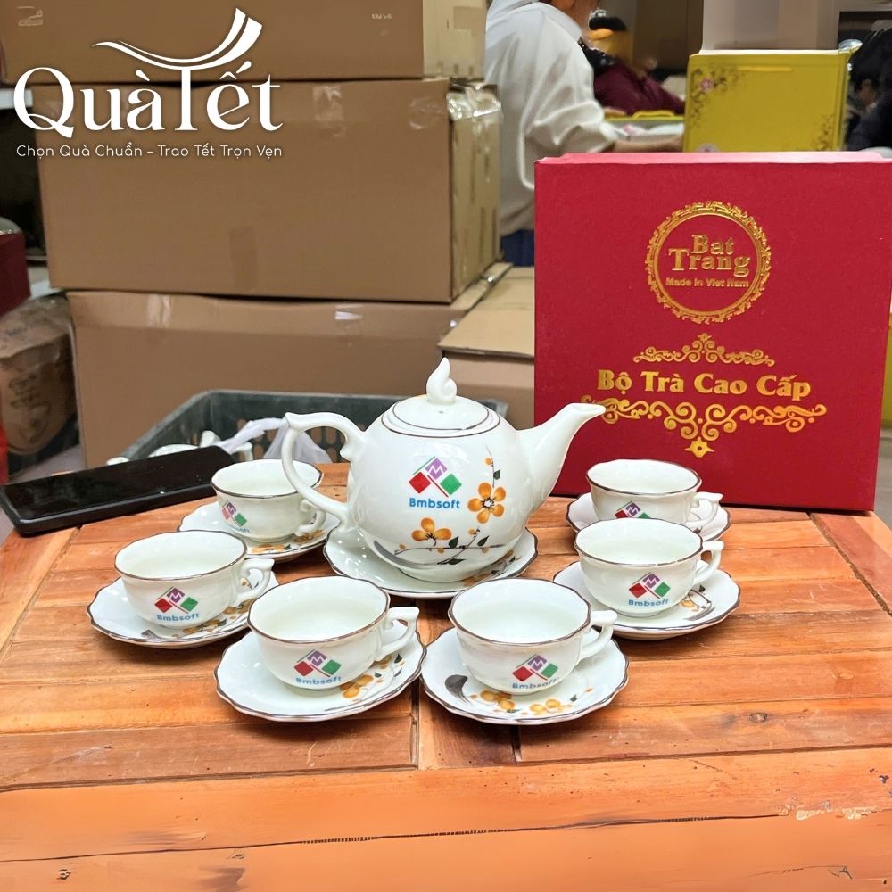 Bộ ấm chén trà in logo dáng bưởi lửa vẽ hoa mai vàng quà tặng Tết QT-AC06 - Ảnh 10