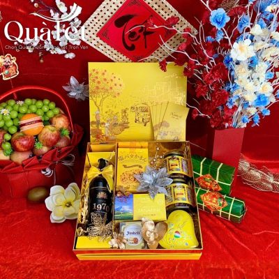 Alternative view of Giỏ quà tặng bánh kẹo rượu Tết cao cấp hộp Xuân Về Trên Phố QT-SQ07